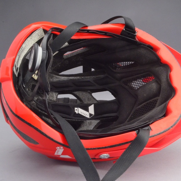 7iDP M4 Helmet Size: Small/Medium - Picture 11 of 16